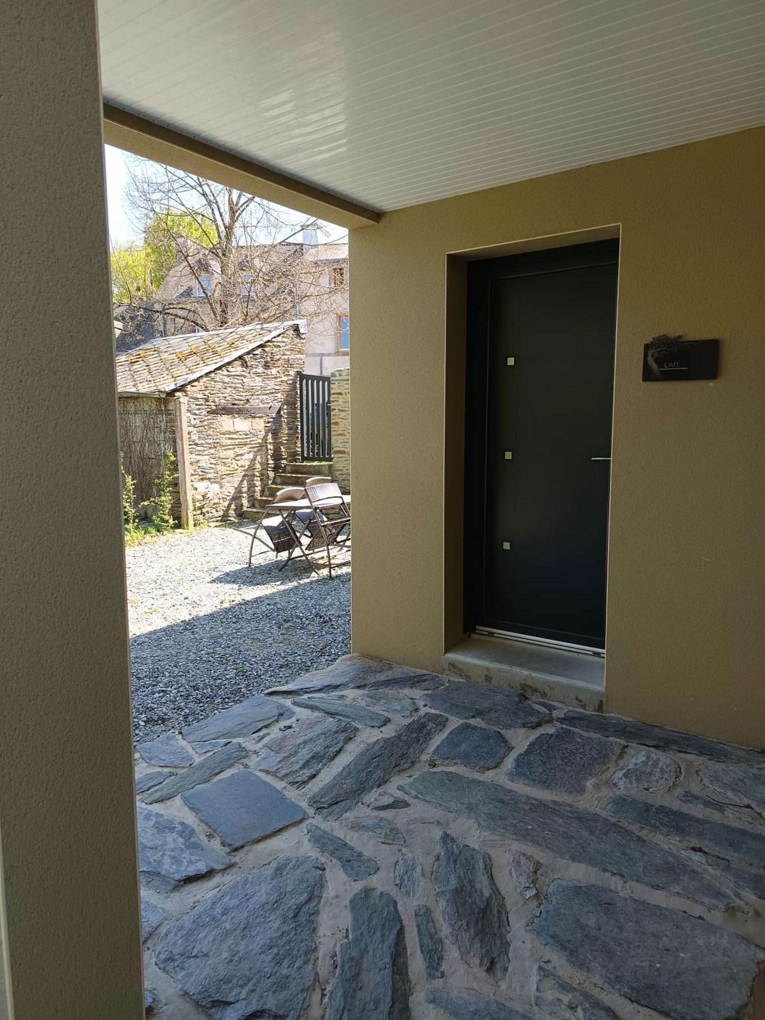 Appart Hotel La Gacilly-Centre Ville-Spa-Parking Exterior photo